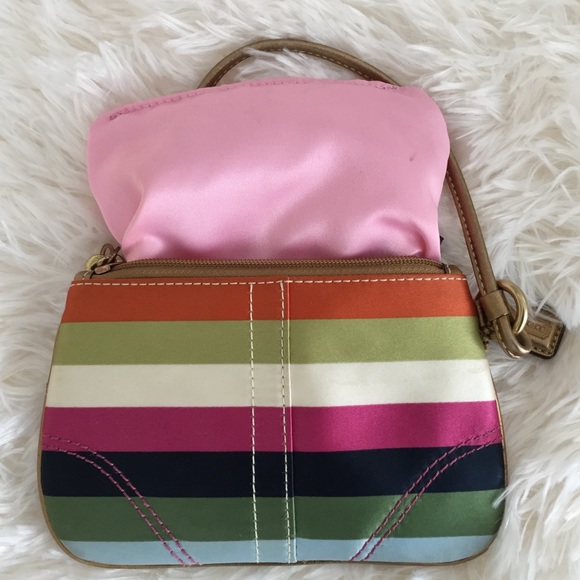 Authentic Coach Legacy Stripe Wristlet - Picture 4 of 15
